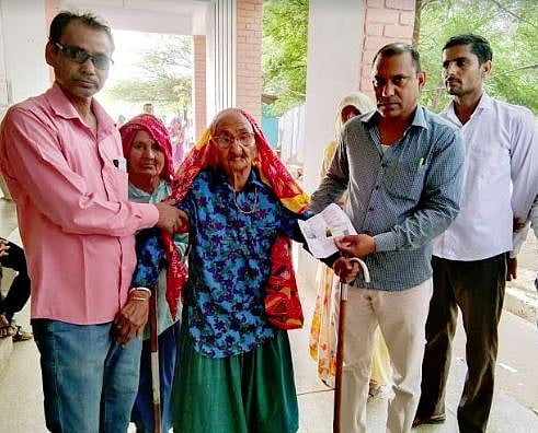 6-வது கட்ட மக்களவைத் தேர்தல் நிறைவு : 60% வாக்குப்பதிவு!