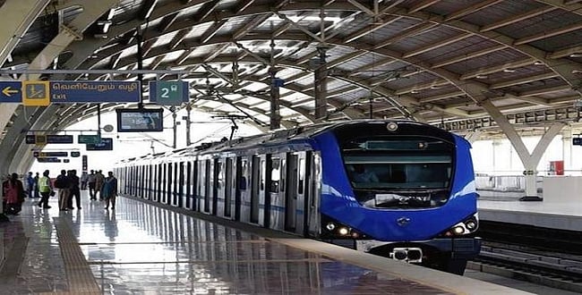 3 மெட்ரோ ரயில்ஊழியர்கள் சஸ்பெண்ட் - எரிகின்ற நெருப்பில் எண்ணெய் ஊற்றும் நிர்வாகம்
