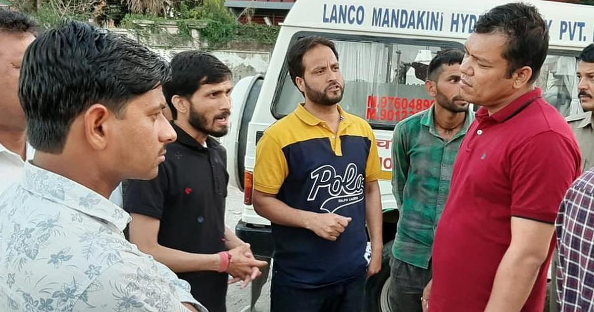 நாற்காலியில் அமர்ந்து உணவு உண்டதற்காகத் தலித் இளைஞர் அடித்துக் கொலை!