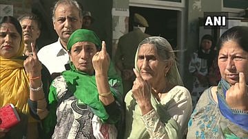 5-ம் கட்ட மக்களவைத் தேர்தல் : சராசரியாக 61% வாக்குப்பதிவு!