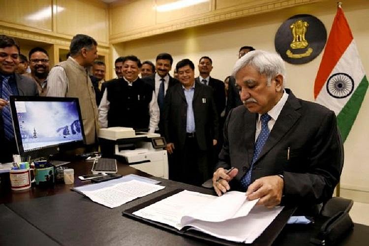 மாநில தலைமை தேர்தல் அதிகாரிகளுடனான சுனில் அரோராவின் ஆலோசனை ரத்து!