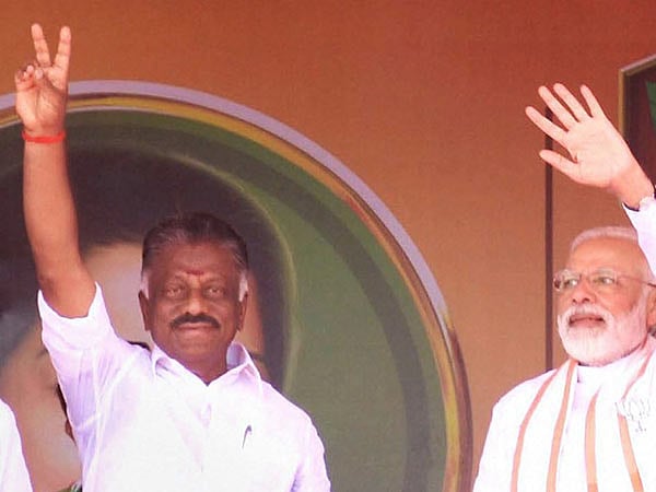 ஓ.பன்னீர் செல்வமும்.. அவரின் பா.ஜ.க விசுவாசமும் ! - ஒரு அலசல்