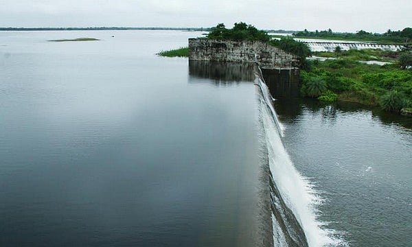 மதுராந்தகம் ஏரியை தூர்வார பொதுமக்கள் கோரிக்கை !