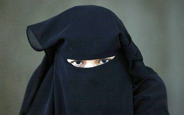 விவாகரத்து ஆன முஸ்லீம் பெண்களே டார்கெட்.. 5 பேரை ஏமாற்றி பைக், நகை மோசடி: ஸ்கெட்ச் போட்டு தூக்கிய போலிஸ்!