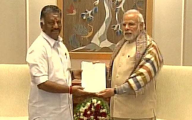 ஓ.பன்னீர் செல்வமும்.. அவரின் பா.ஜ.க விசுவாசமும் ! - ஒரு அலசல்