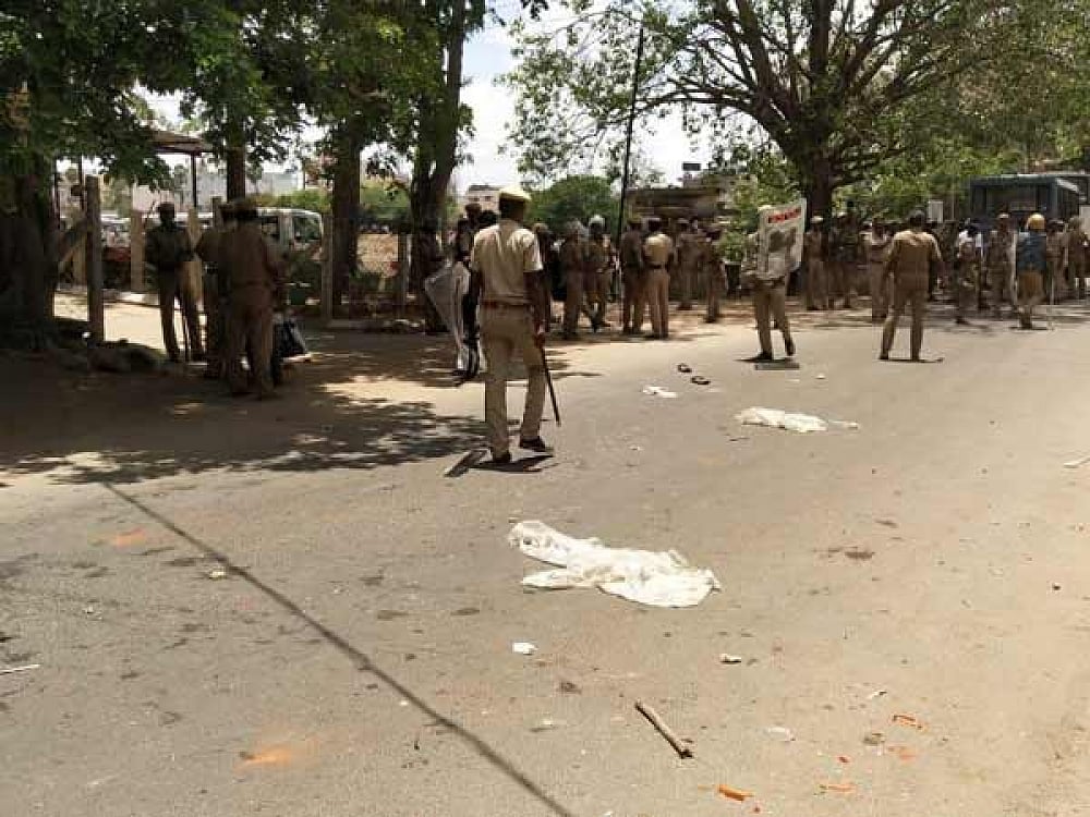 வன்முறைக்கு காரணமாக இருந்த 30 பேர் கைது : பரபரப்பில் பொன்பரப்பி !