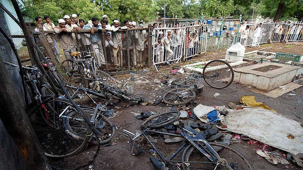 மாலேகான் குண்டுவெடிப்பு வழக்கில் குற்றம்சாட்டப்பட்டவர்களுக்கு ஜாமின்!