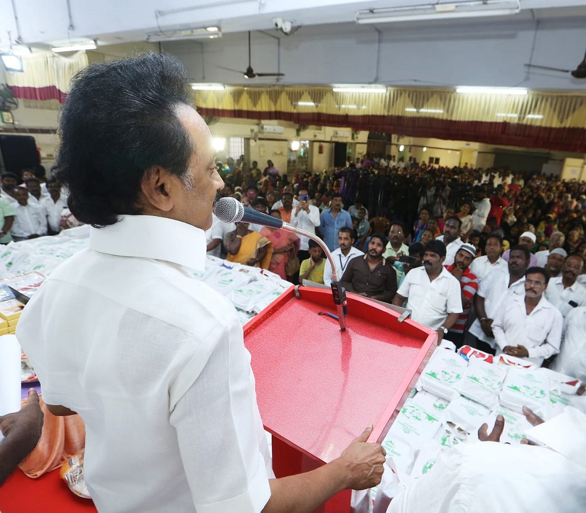 மதத்தை வைத்து அரசியல் செய்வோருக்கு தமிழகத்தில் இடமில்லை - முக.ஸ்டாலின் !