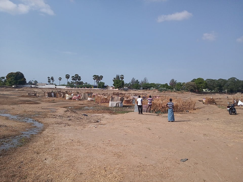 தண்ணீருக்கு பூட்டு: பஞ்சமில்லை என இவர்களிடம் சொல்ல அமைச்சர் வேலுமணிக்கு தைரியம் உண்டா?