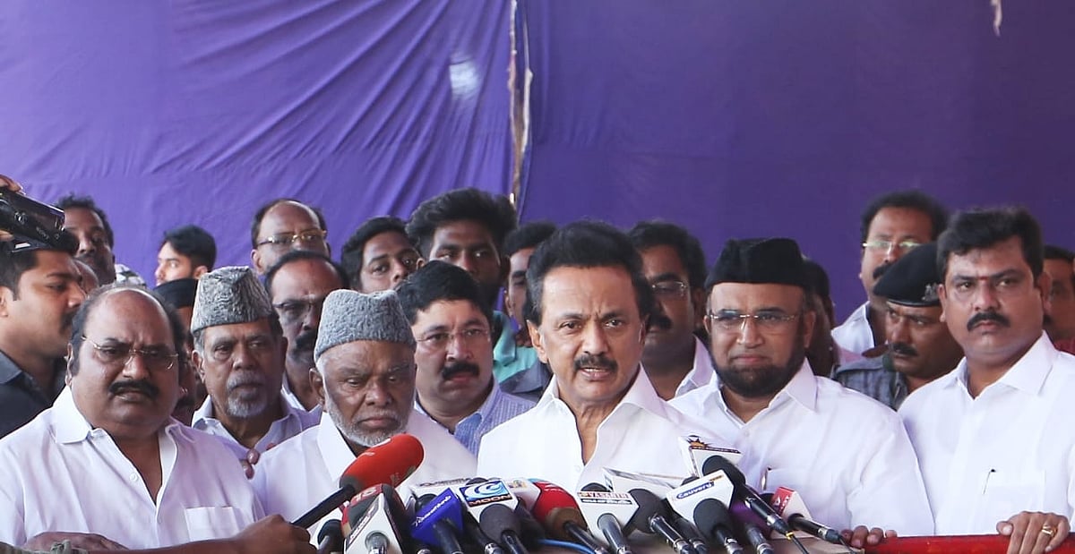 மத்திய அரசு அலுவலகங்களிலும் தமிழை கட்டாய மொழியாக்க வேண்டும் - மு.க.ஸ்டாலின் 