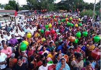கோவையில் கொடுமையான தண்ணீர் பஞ்சம் : போராட்டம் நடத்திய ஆயிரக்கணக்கான தி.மு.க.,வினர் கைது