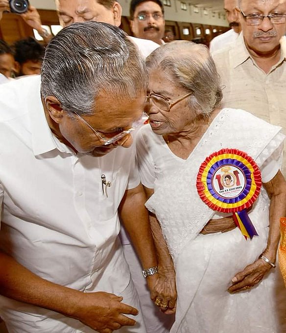 நூறு வயதை தொட்டு வாழும் சமூகப் போராளி கே.ஆர்.கவுரியம்மா-கேரளாவே கொண்டாடும் புரட்சி நாயகி !