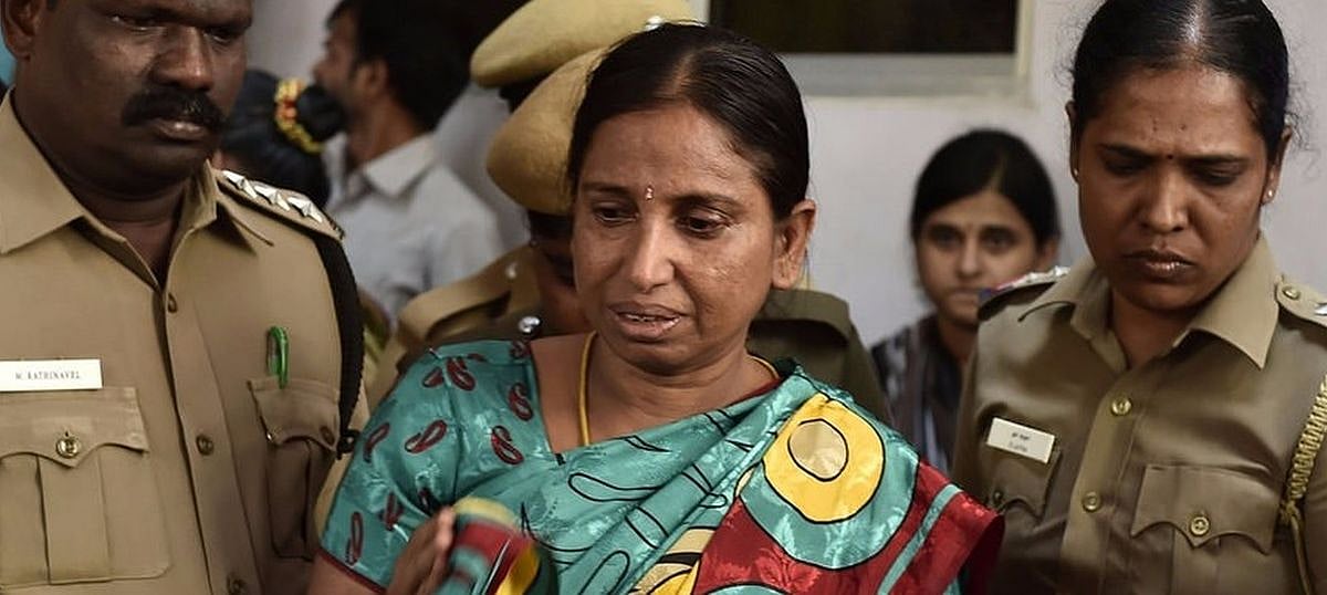 பரோல் வழக்கு : ஜூலை 5ல் நளினியை ஆஜர்படுத்த உயர்நீதிமன்றம் உத்தரவு!