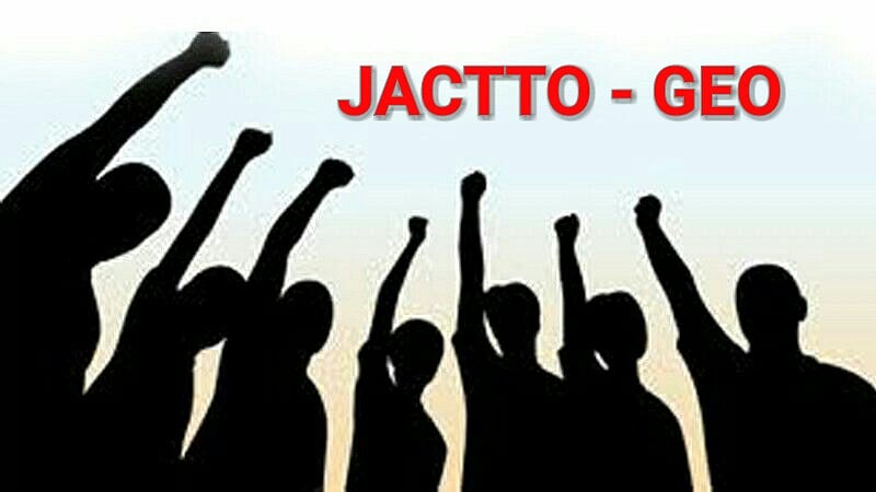 ஆசிரியர்கள், அரசு ஊழியர்களின் நியாயமான உணர்வினை கொச்சைப்படுத்தும் எடப்பாடி அரசு - மு.க.ஸ்டாலின் கண்டனம்!