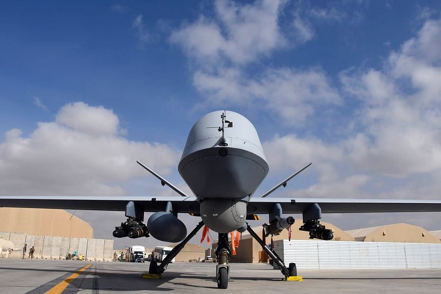 ஈரானில் பறந்த அமெரிக்காவின் ஆளில்லா உளவு விமானம் :  சுட்டு வீழ்த்திய ஈரான் ராணுவம்!