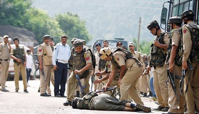 ஜம்மு காஷ்மீரில் பயங்கரவாதிகள் மீண்டும் தாக்குதல் : மூன்று சி.ஆர்.பி.எப் வீரர்கள் மரணம் !