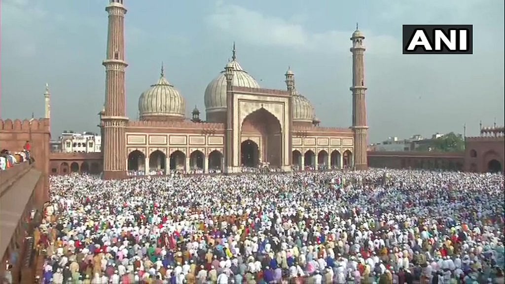  ரமலான் பண்டிகை: நாடு முழுவதும் இஸ்லாமியர்கள் உற்சாக கொண்டாட்டம்!