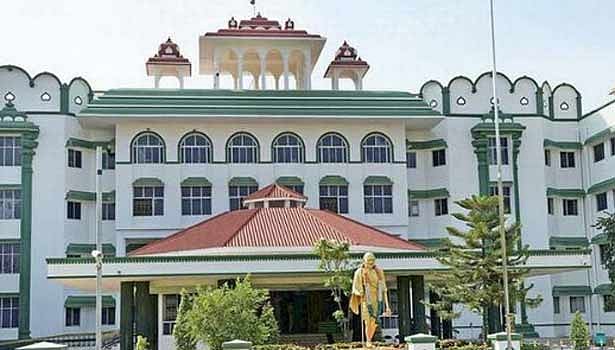 தவறுதலாக எச்.ஐ.வி ரத்தம் ஏற்றப்பட்ட விவகாரம் : கர்ப்பிணிப் பெண்ணுக்கு ரூ. 25 லட்சம் வழங்க உத்தரவு!