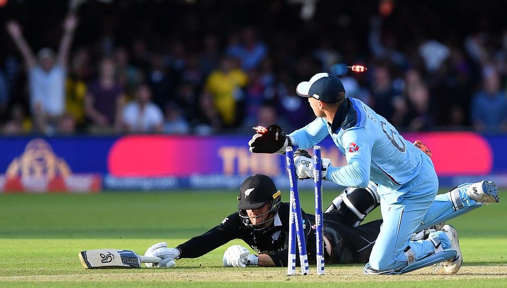 “காலத்துக்கும் மன்னிப்புக் கேட்கிறேன்” : ஆட்டத்தை மாற்றிய ஓவர் த்ரோ குறித்து ஸ்டோக்ஸ் உருக்கம் !