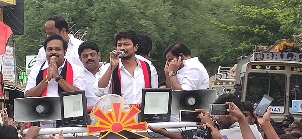 வேலூரில் தி.மு.கவின் வெற்றி தாமதப்பட்டிருக்கலாம் ஆனால் தடுக்க முடியாது - உதயநிதி ஸ்டாலின் தீவிர பரப்புரை