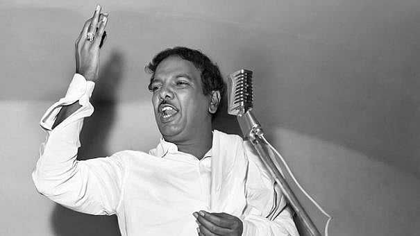 “என் உயிரினும் மேலான அன்பு உடன்பிறப்புகளே..” : தி.மு.க வரலாற்றில் முக்கியமான நாள் இன்று..!