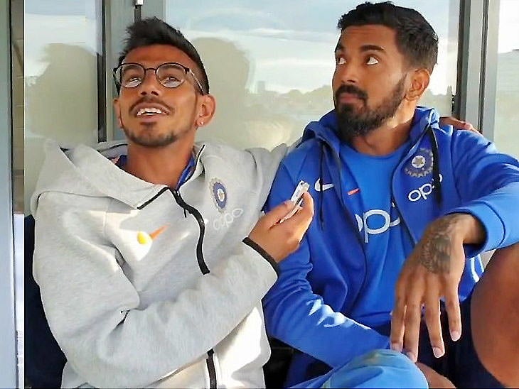 முதலாளி தோரணையில்  கோலி, ரவி சாஸ்திரி  : ரோஹித்  பின் திரளும் மற்ற வீரர்கள் ? - இந்திய அணியில் பிளவா ?!