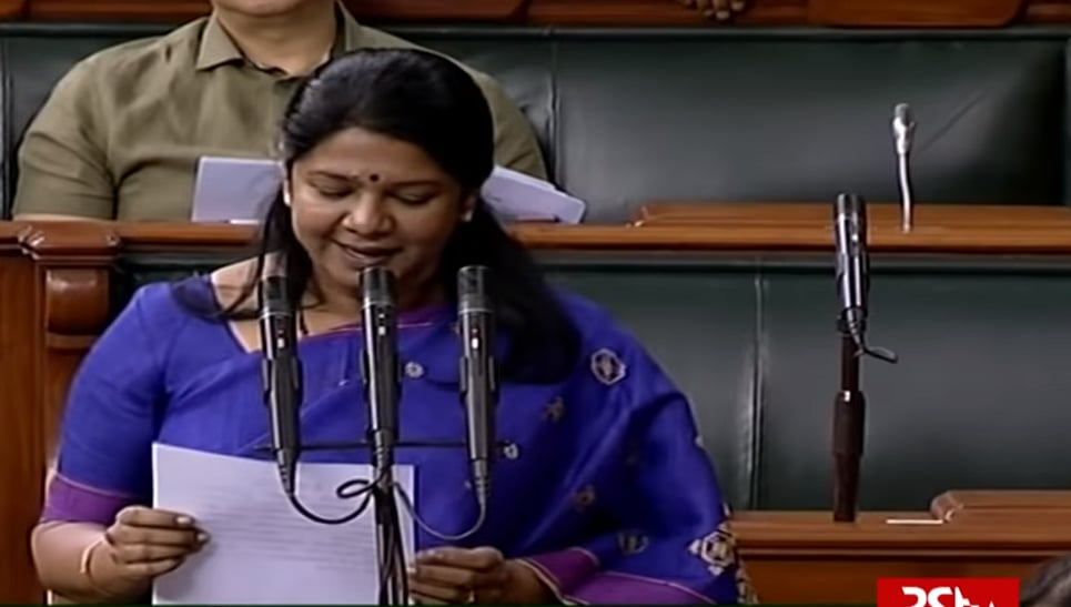 “பெண்களின் பாதுகாப்புக்காக என்றால் ஏன் 33% இடஒதுக்கீடு சட்டத்தை நிறைவேற்றவில்லை?” - கனிமொழி கேள்வி!