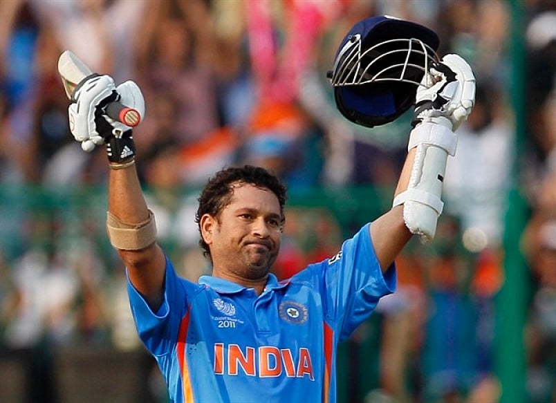  கிரிக்கெட்டின் அத்திவரதர், சச்சின் டெண்டுல்கர்! : தனி மனிதன் கார்ப்பரேட் அடையாளமாக மாறிப்போனதன் பின்னணி!