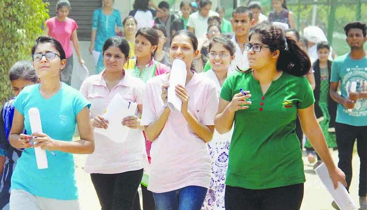 ஆண்டுக்கு 22 லட்சம் ரூபாய் சம்பளம் பெறும் ‘வேண்டாம்’ : பெயராலே பிரபலமான தமிழ்ப் பெண் ! - யார் இவர் ?