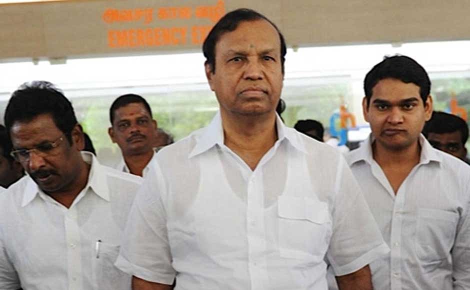 எட்டு வழிச்சாலை திட்டம் : வேதாளம் முருங்கை மரம் ஏறிவிட்டது - எடப்பாடியை கடுமையாகச் சாடிய டி.ஆர் பாலு !