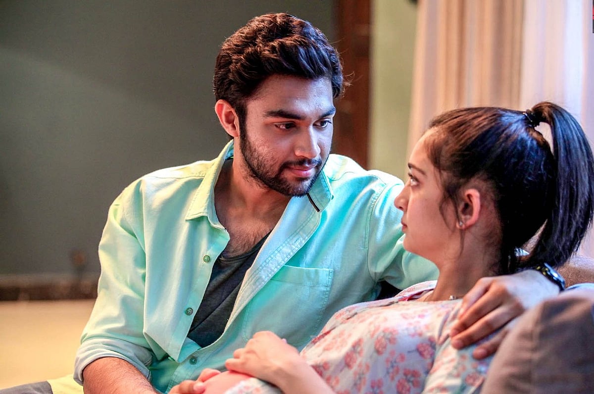 “ஆமா.. இந்தப் படத்துக்கு எதுக்கு விக்ரம்?” : ‘கடாரம் கொண்டான்’ விமர்சனம்!