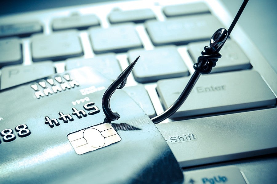 பிரியாணி ஆர்டரின்போது ஆன்லைனில் தவறவிட்ட 76 ரூபாயை பிடிக்க 40 ஆயிரம் ரூபாயை இழந்த மாணவி!