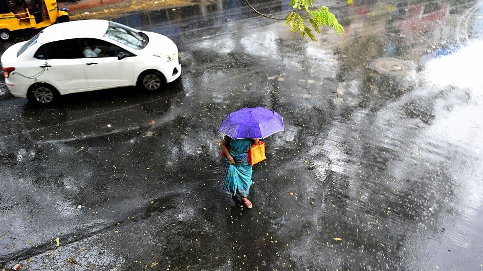 மேற்குத் தொடர்ச்சி மலைப்பகுதியில் கனமழை... மற்ற பகுதிகளின் நிலை என்ன? - வானிலை மையம் தகவல்!