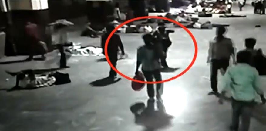 சென்ட்ரல் ரயில் நிலையத்தில் கடத்தப்பட்ட குழந்தையை 48 மணி நேரத்தில் மீட்ட காவல்துறை : குவியும் பாராட்டுகள்