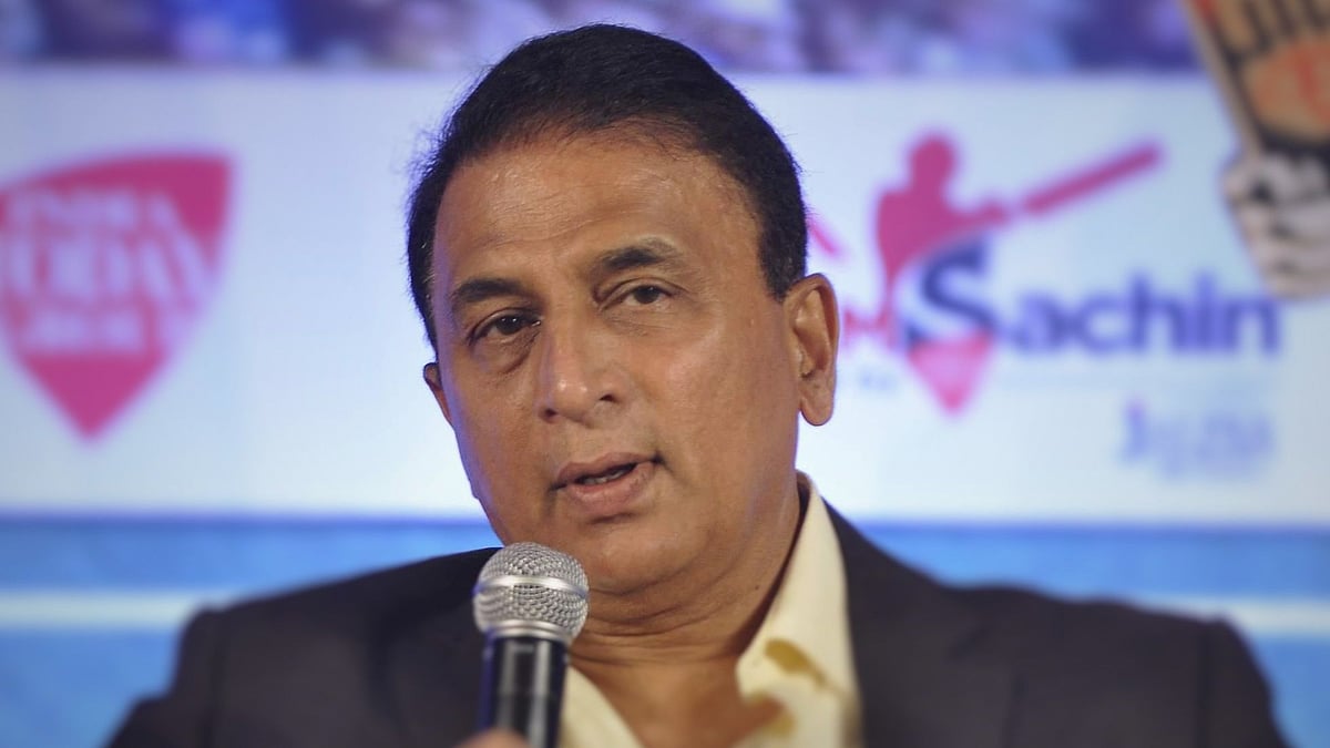 தினேஷ் கார்த்திக்குக்கு ஒரு நியாயம்... விராட் கோலிக்கு ஒரு நியாயமா? : கவாஸ்கர் கேள்வி !