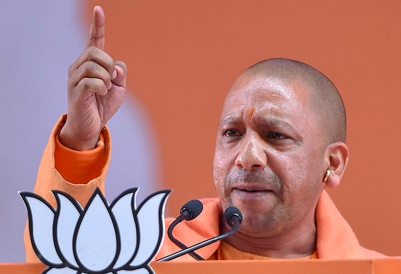 சரியாக மாடு மேய்க்காத 8 அதிகாரிகள் சஸ்பெண்ட் - உத்தர பிரதேச முதல்வர் யோகி கொடுத்த ‘ஷாக்’... !