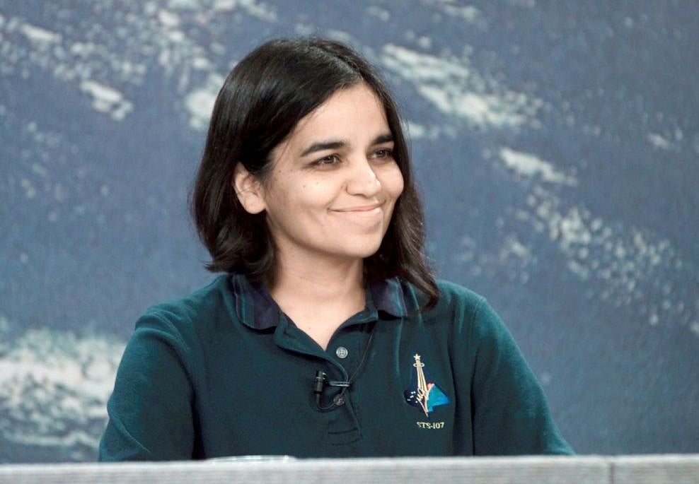 “என்னவாக இருந்தால் என்ன.. முழுமனதோடு செயல்படுங்கள்” : கல்பனா சாவ்லா கற்றுத்தரும் பாடம்!