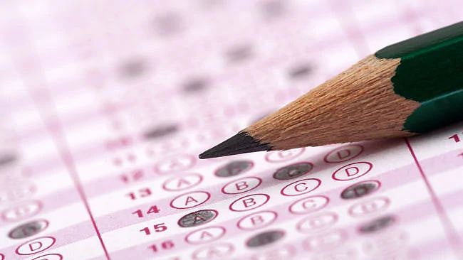 இந்துக்களை ஏமாற்றுகிறது பா.ஜ.க; எஸ்.பி.ஐ தேர்வு முடிவுகளை கண்டித்து  ட்ரெண்டான #BJPBetraysHindus ஹேஷ்டாக்