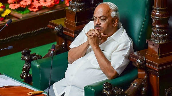 நம்பிக்கை வாக்கெடுப்பை தள்ளிப்போட காங்கிரஸ் கூட்டணி பிளான் : இன்றே நடத்த அடம்பிடிக்கும் பா.ஜ.க!