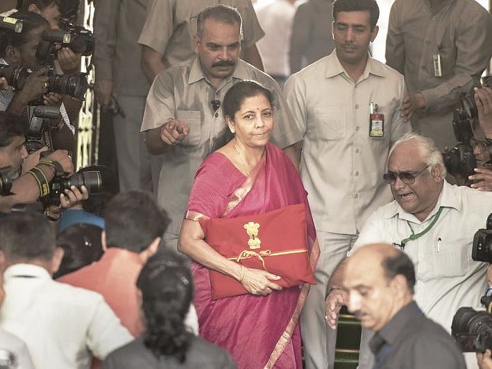 பட்ஜெட் 2019 : தலைசுற்ற வைக்கும் தவறான தகவல்கள், - பொருளாதார நிபுணர்கள் கருத்து