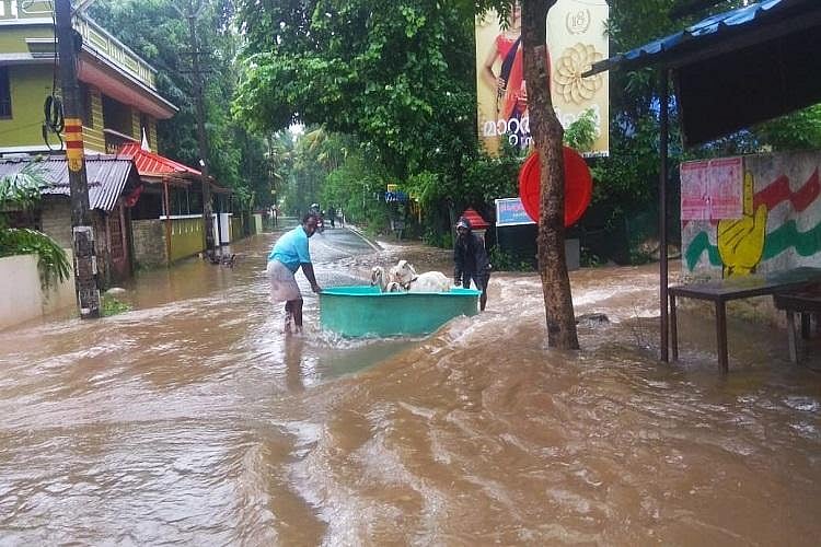 “மு.க.ஸ்டாலின் மற்றும் தமிழக மக்களின் அன்பிற்குத் தலைவணங்குகிறோம்” : கேரள முதல்வர் நெகிழ்ச்சி!