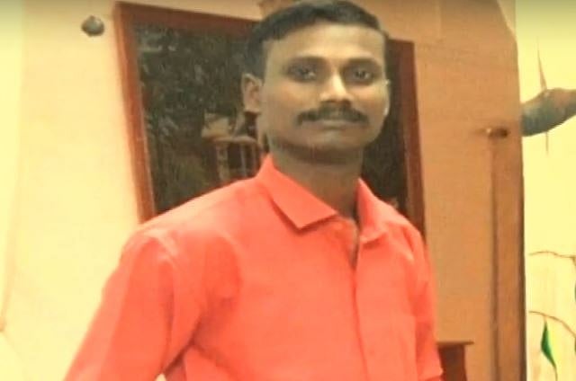 'இந்தியில யாரு கூட பேசற' : சண்டை போட்ட மனைவி - திருமணம் ஆன ஒரே மாதத்தில் தற்கொலை செய்துகொண்ட ராணுவ வீரர்