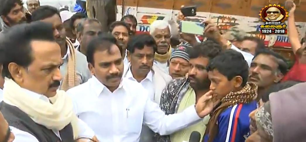 மழை,வெள்ளம்,நிலச்சரிவு;  கடுமையாக பாதிக்கப்பட்ட நீலகிரி - முதல் ஆளாக மக்கள் உதவிக்கு சென்ற மு.க.ஸ்டாலின்!