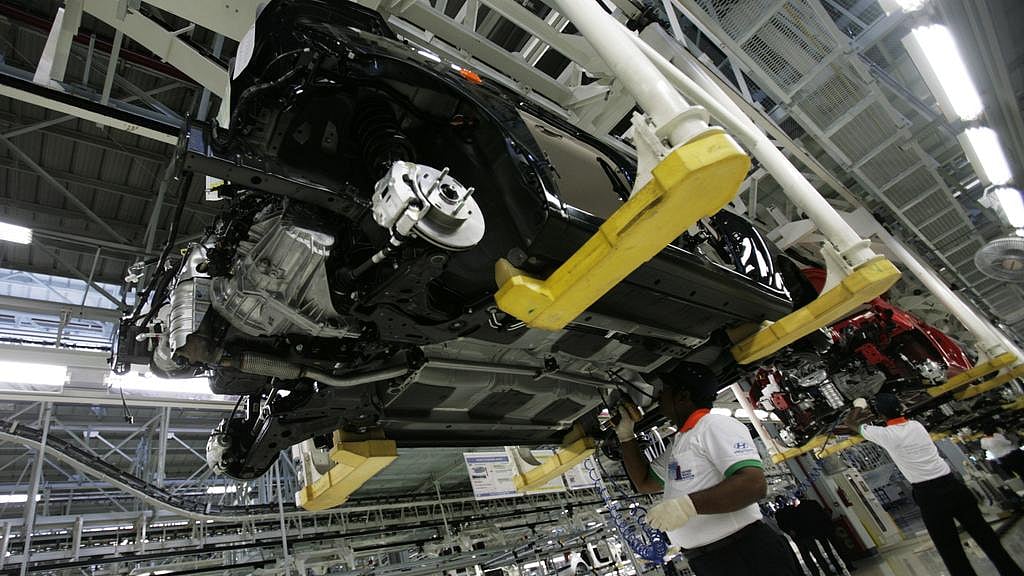 மோடி அரசின் தவறான கொள்கையால் ஆட்டோமொபைல் துறையில் வர்த்தக சரிவு: 10 லட்சம் பேர் வேலையிழக்கும் அபாயம்!