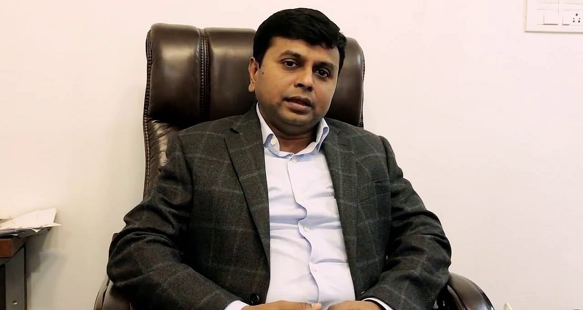 "காஷ்மீர் குறித்து நான் பேசியதைத் திரித்துக் கூறினார் அர்னாப் கோஸ்வாமி" : தி.மு.க வழக்கறிஞர் சரவணன் !