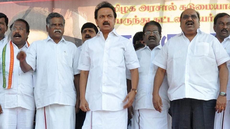 “வழக்குகளின் மூலம் அச்சுறுத்த நினைக்கிறது அ.தி.மு.க” : மு.க.ஸ்டாலின் மீதான வழக்குக்கு முத்தரசன் கண்டனம்!