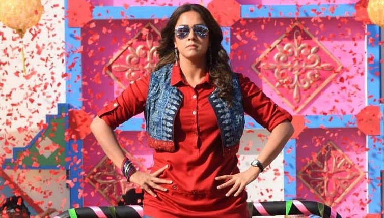 இதைக் கொஞ்சம் கவனிங்க யோகிபாபு... ‘ஜாக்பாட்’ பட விமர்சனம்! #JackpotReview