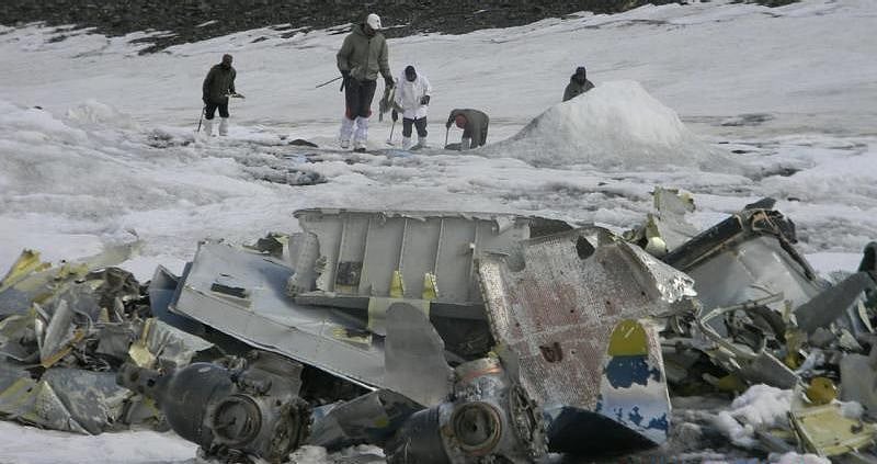 51 ஆண்டுகளுக்கு முன்பு விழுந்து நொறுங்கிய விமானத்தின் பாகங்கள் கண்டுபிடிப்பு... வெளிவரும் உண்மைகள்!