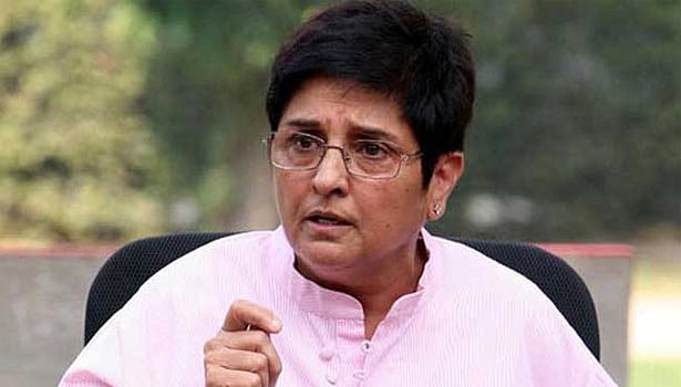 “கிரண்பேடிக்கு  எதிரான உத்தரவுக்கு தடை விதிக்க முடியாது” : உயர்நீதிமன்றம் மறுப்பு! 