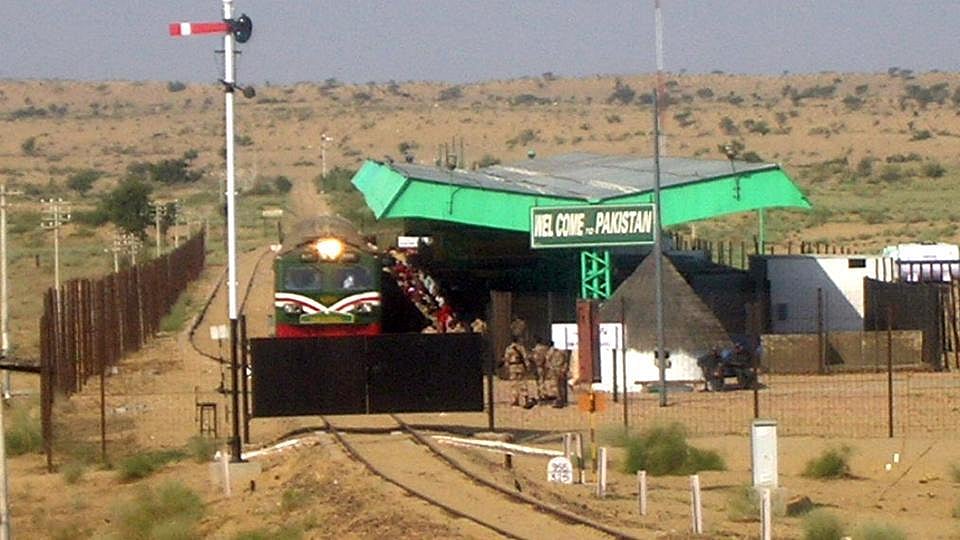 ’உங்களின் நட்பு இனி எங்களுக்கு வேண்டாம்’ - அடுத்தடுத்து ரயில் சேவையை நிறுத்தி அச்சுறுத்தும் பாகிஸ்தான்